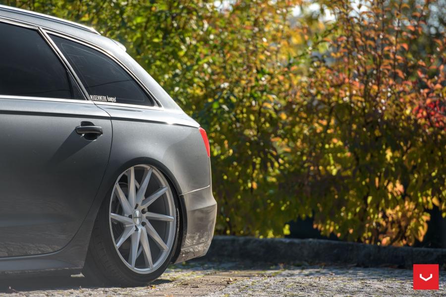 Детали экстерьера Audi A6 Avant on Vossen Wheels (CVT) (4G, C7) 2016 года  (фото 17 из 20)